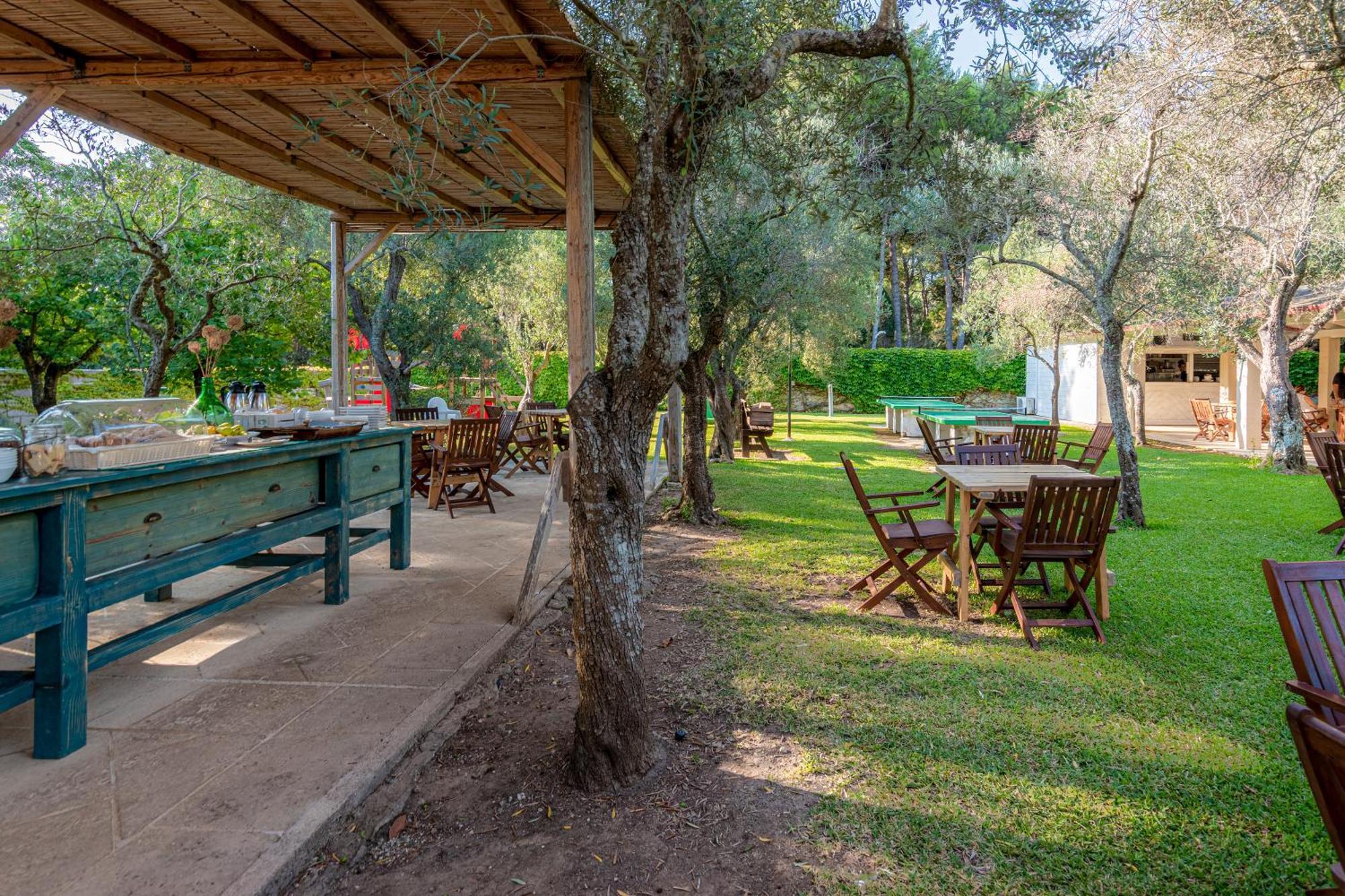 Bio Agriturismo Salos Alimini Exterior photo